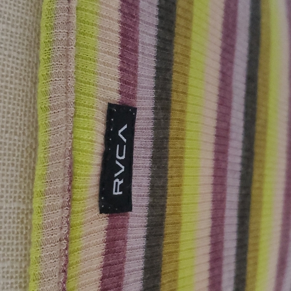 NWT RVCA TANK TOP - Picture 3 of 4